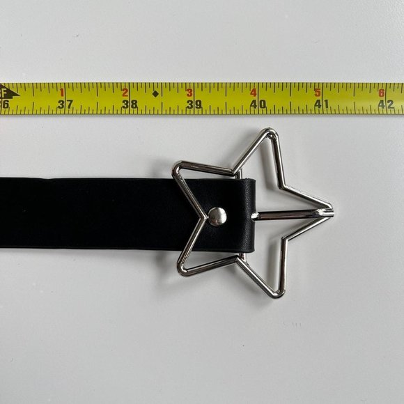Accessories Y2k 200s Star Studded Black And Silver Star Buckle Grunge